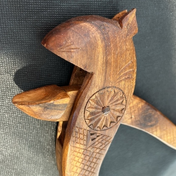 Vintage hand Carved Squirrel Wooden Nut Cracker Plier Design Detailed Folk art - Picture 3 of 10